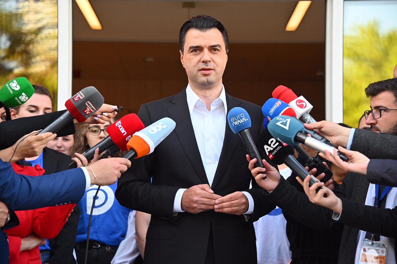 Basha, thirrje tjetër për të dalë në votime të gjithë ata që ende nuk kanë shkuar