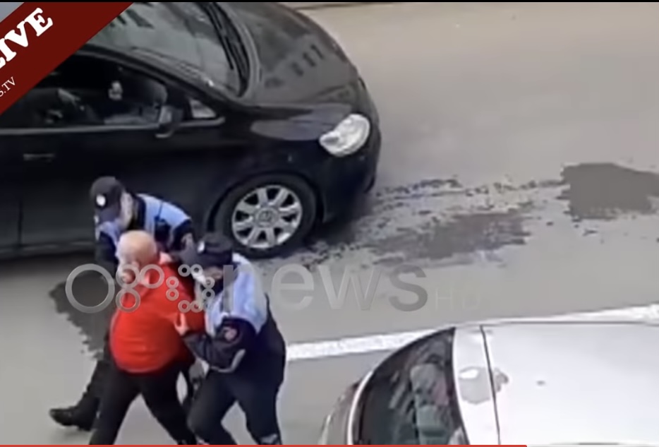 VIDEO/ Çaste rrënqethëse në Yzberisht, policia parandalon ngjarjen tragjike