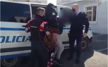 DETAJET/ Vranicki me drejtorin e Edi Ramës, magazinë me panele elektrike plot me bime kanabisi