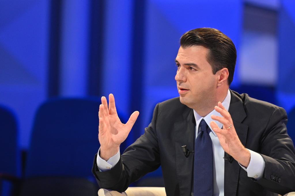 Basha: Për herë të parë kemi një njeri të vetëm edhe në shtëpinë e tij politike përballë një shumice absolute të shqiptarëve