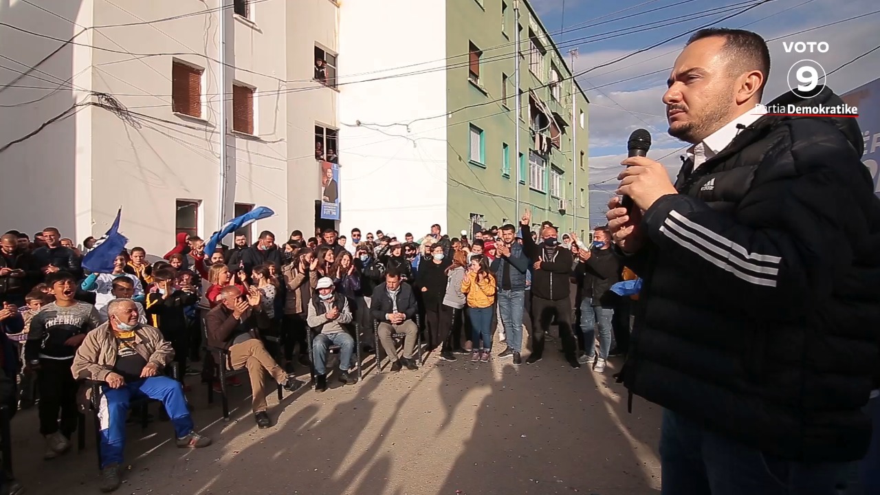 Ervin Salianji entusiazmon votuesit: Me pak se 2 jave dhe Shqipëria Fiton!