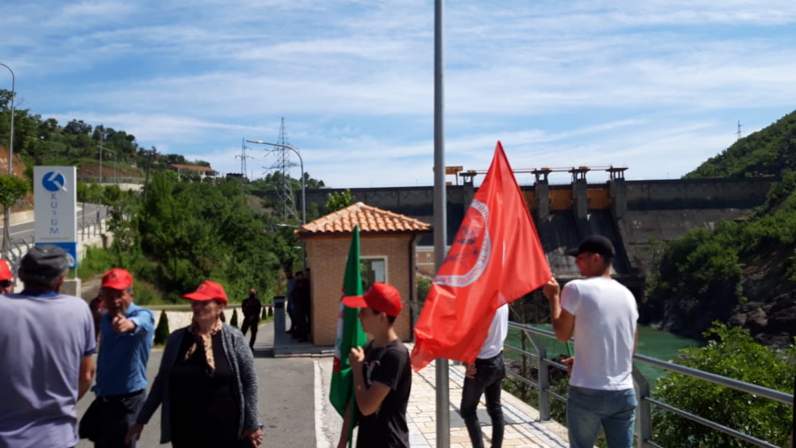 Dita e tretë e protestës në Shkopet, pritet zgjerimi i saj nëse punonjësit nuk kthehen në punë