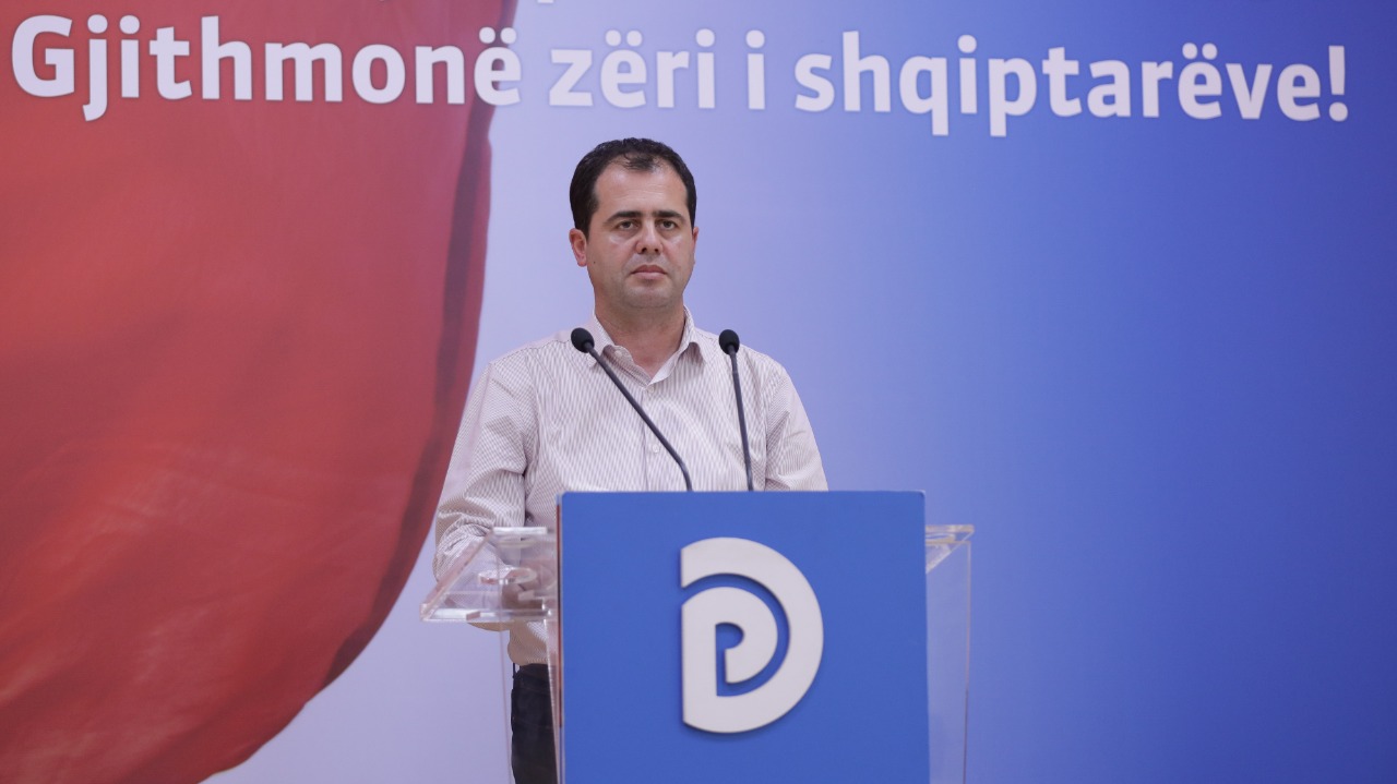 SKANDALI/ Në 2 muaj bashkitë e Ramës dhanë 40 milion euro për familjet e  prekura nga tërmeti