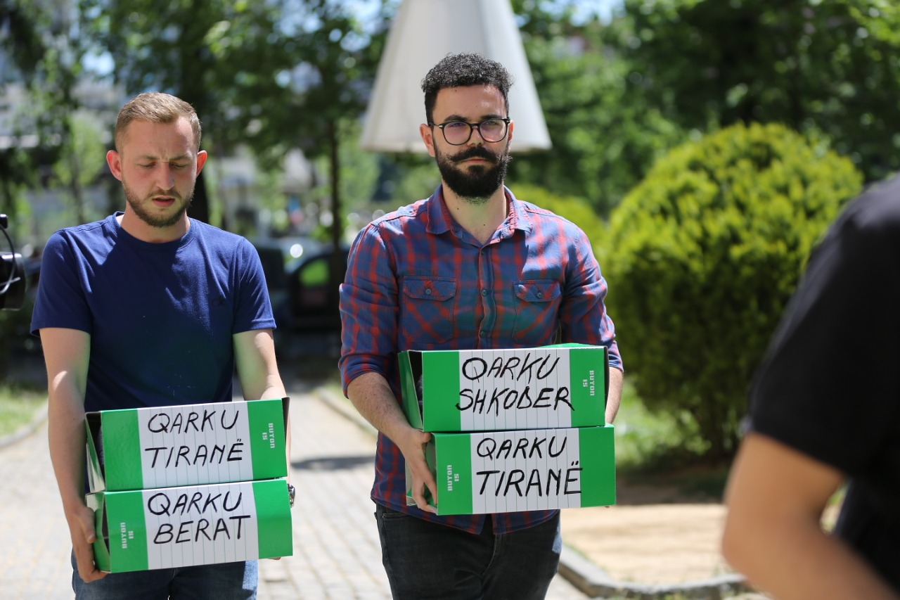 PD dorezon  në KQZ dosjet voluminoze me fakte për tjetërsimin e votës së shqiptarëve