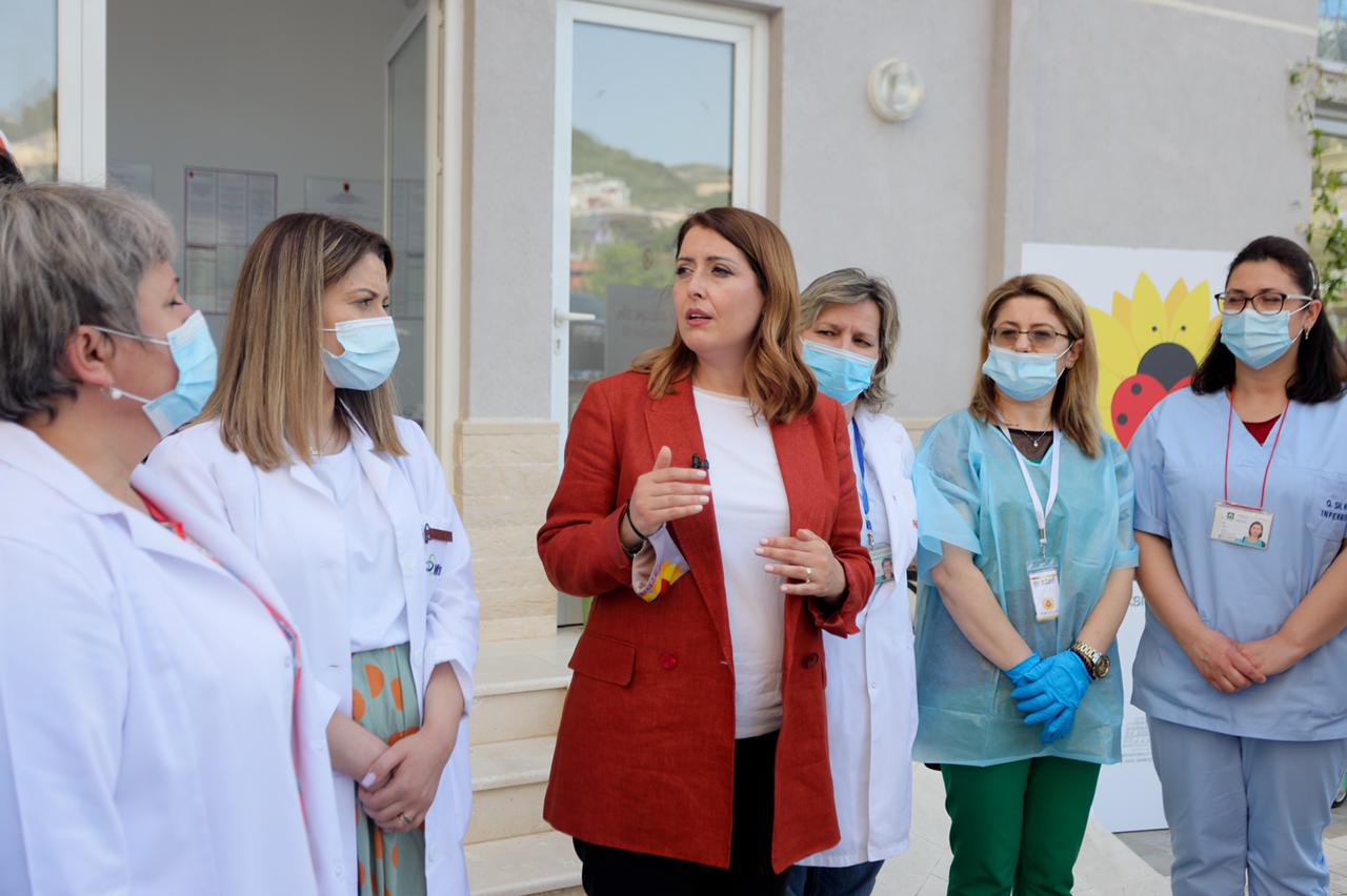 “Sezon turistik të lehtësuar, me 15 qershor hapen qendrat shëndetësore verore“