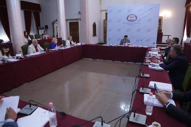 Komisioni hetimor lexon raportin e shkarkimit të Metës: Denigroi PS gjatë fushatës zgjedhore