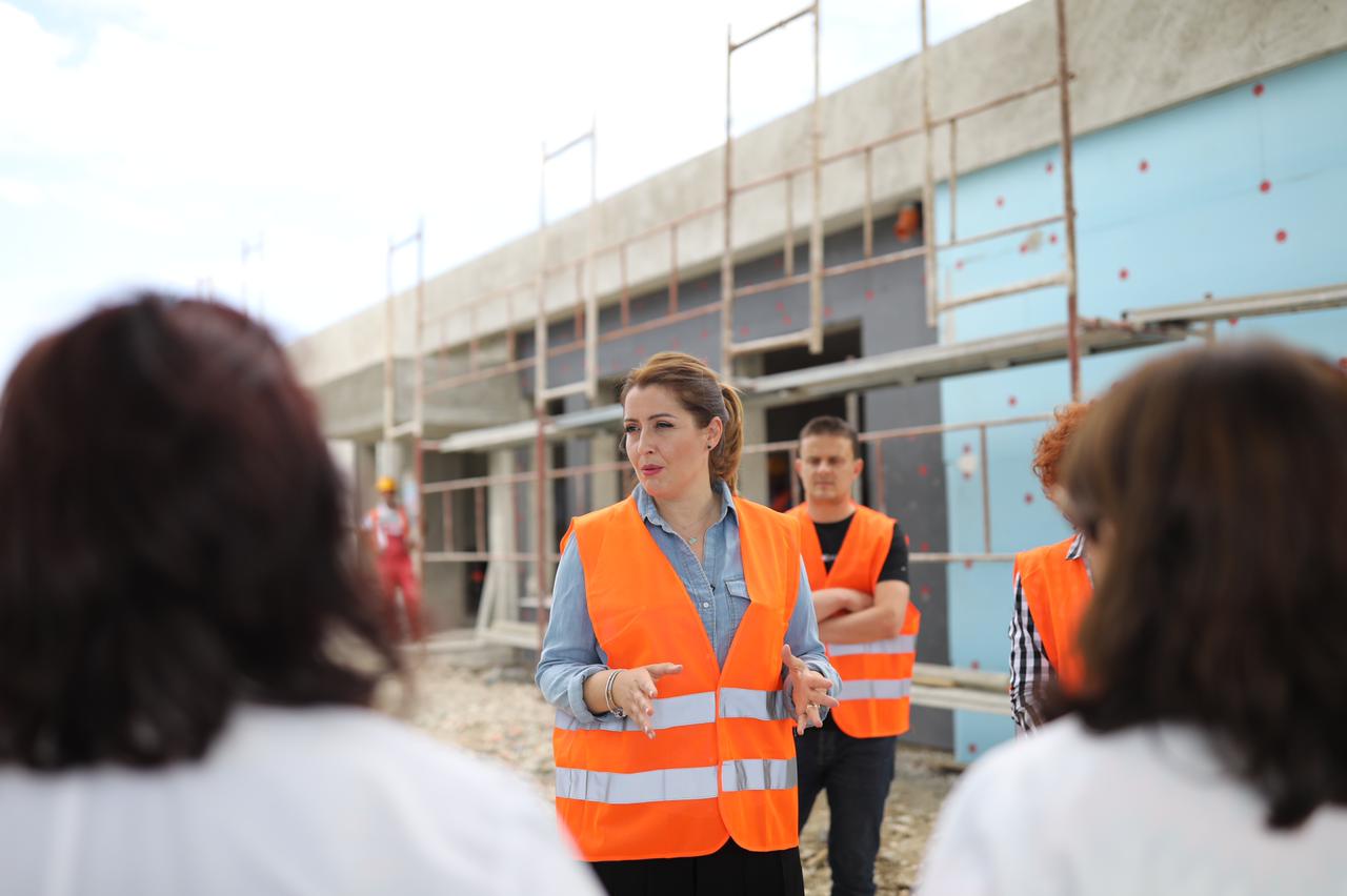 Manastirliu: Hartohen protokollet për turizmin, hapim 29 qendrat verore