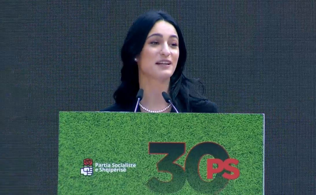 Vajza e Bashkim Finos merr detyrën e rëndësishme. Rama largon zv/ministrat që u bënë deputetë