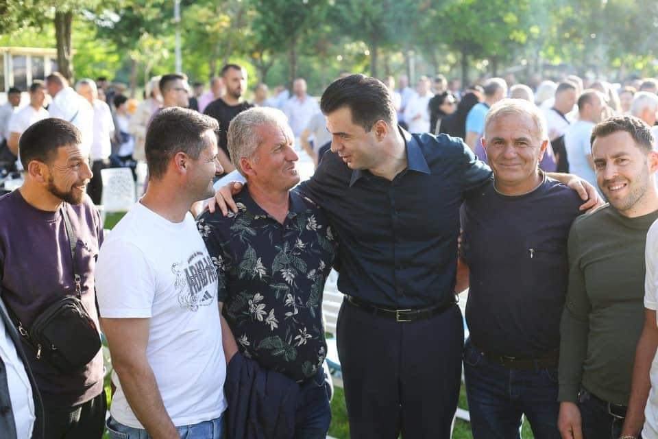 Pas fitoren në garën për PD, Basha mesazh falënderimi demokratëve