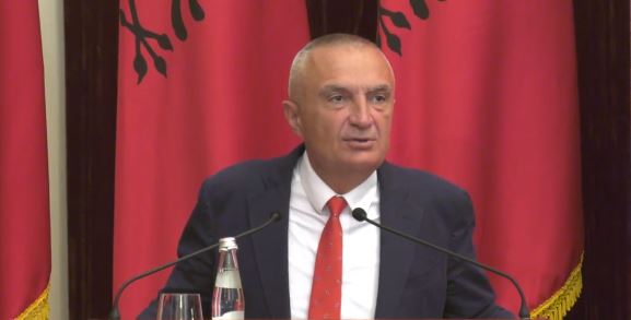 Akuza e fortë e Presidentit Meta: Deputetët morën para për shkarkimin e Presidentit