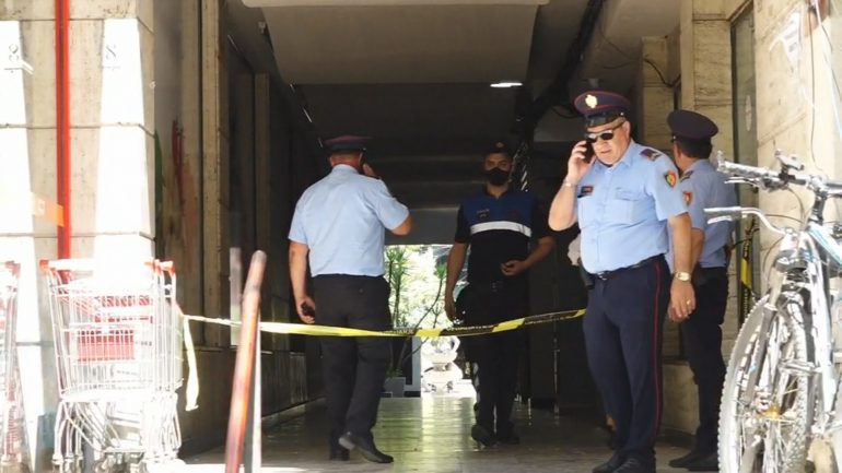 Policia arreston autorin e vrasjes te Gjykata, Picari në pranga