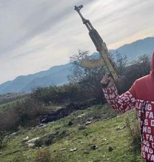 TIRANË/ Policia arreston “Rambon” 17 vjeçar të Kombinatit