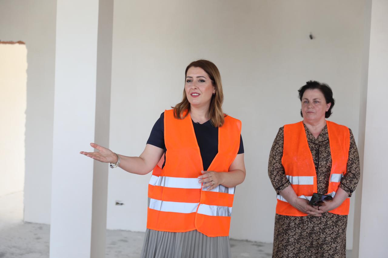 Vaksinimi masiv me vaksinën kineze, së shpejti mbërrijnë 340,000 doza të vaksinës Coronavac