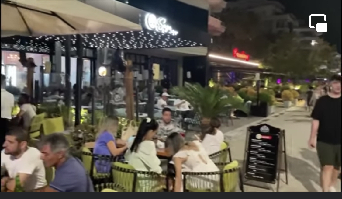 Protesta me himnin kombëtar në Lungomare, policia liron te arrestuarit