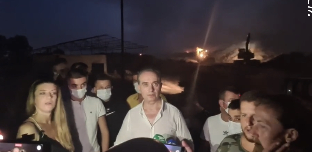 Plehrat e pushtetit bëjnë pleh edhe Fierin pas Durrësit. Mediat censurojnë deputetët fierakë, paguhen nga inceneratorët