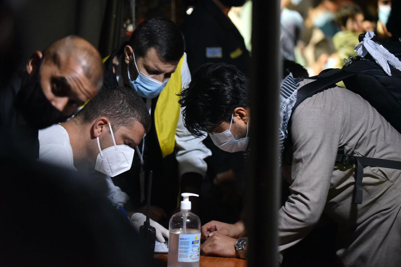 121 PERSONA/ Rruga që bënë afganët deri në Tiranë, në fillim ndaluan në Gjeorgji