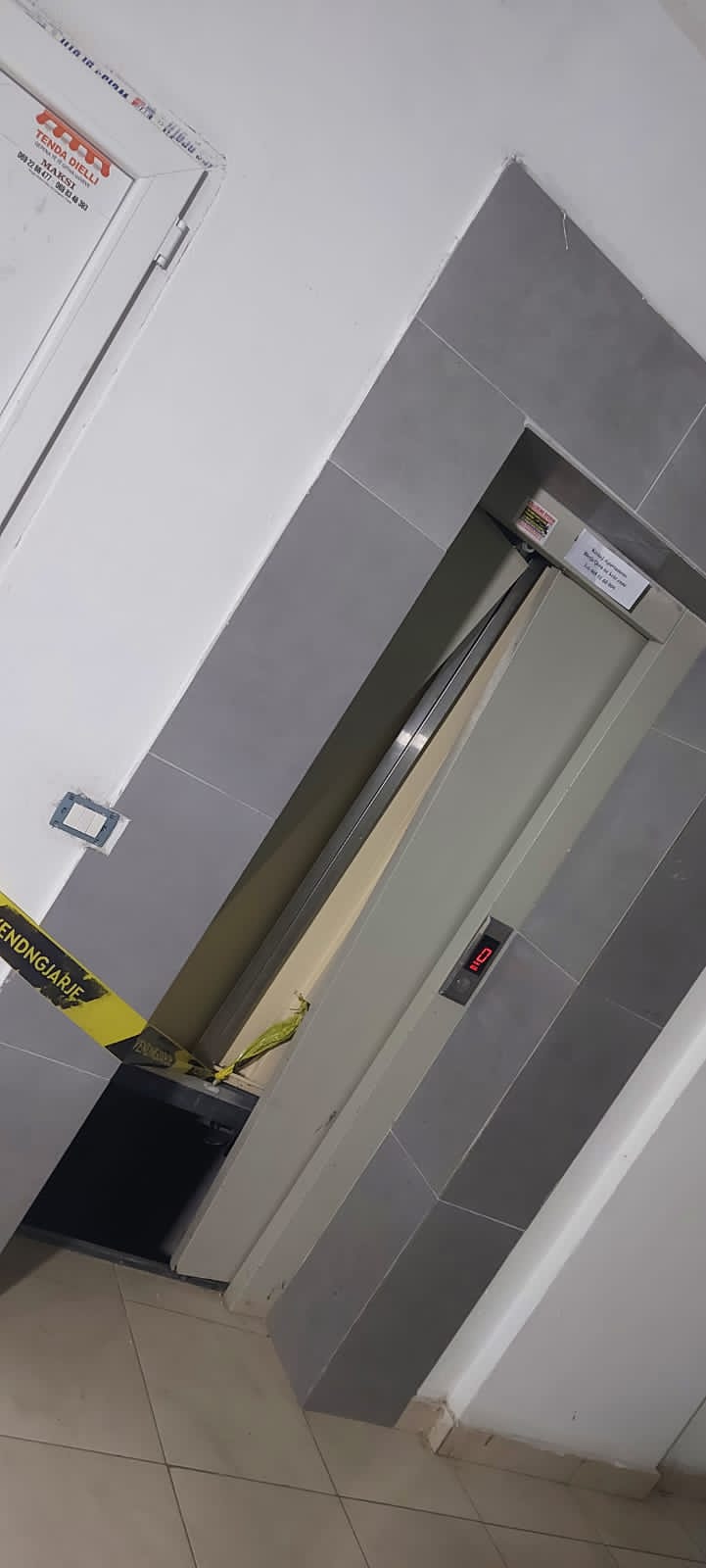 Foto dhe video nga vendi i ngjarjes, ja ku ra ashensori