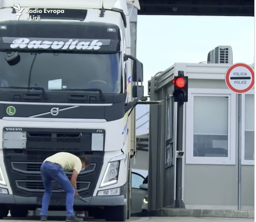 Reciprociteti, Berisha komenton situatën: Vuçiç përpjekje për destabilizim, Zografi bis hesht në Tiranë