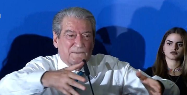 Sali Berisha në Fier sulmon Bashën: “Peng” Basha të shkojë andej nga erdhi