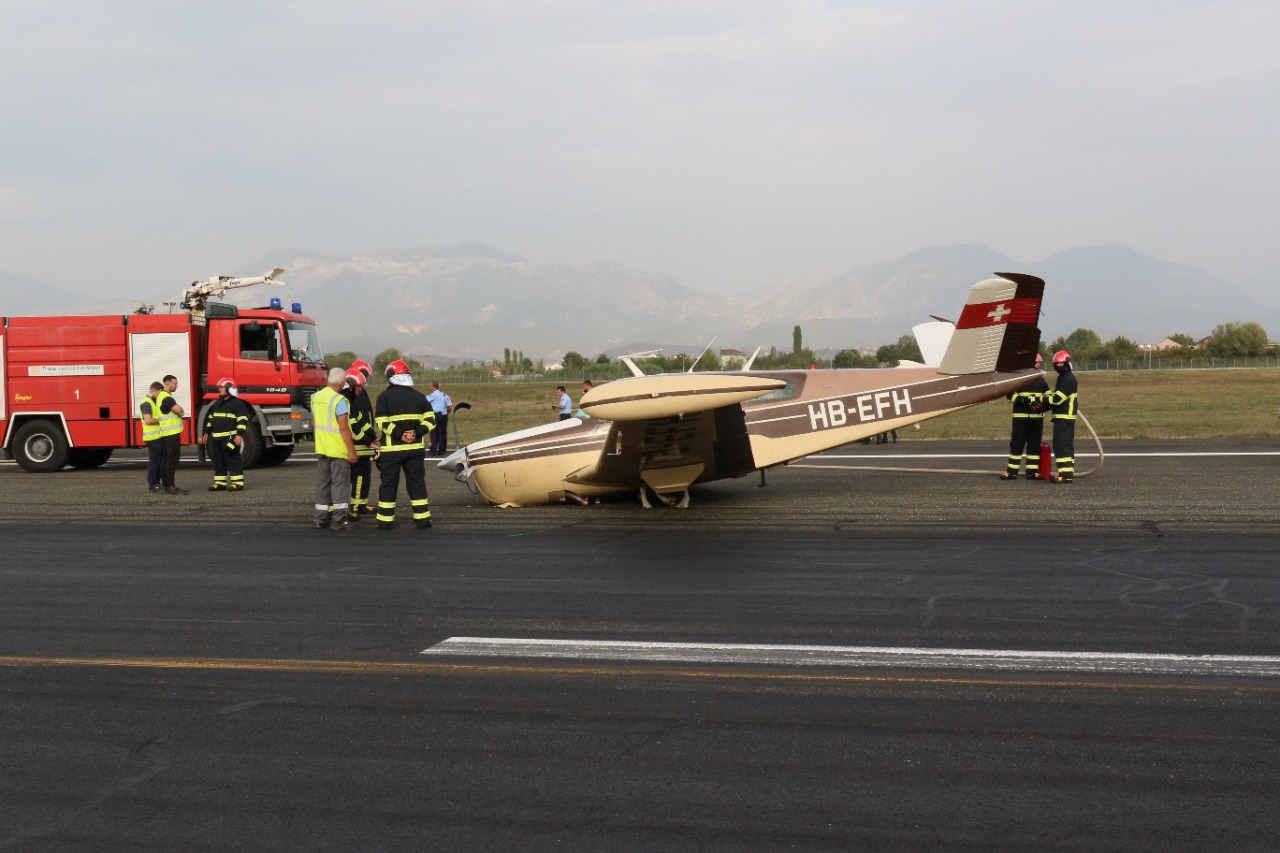 Ulja e detyruar e avionit, bllokohen fluturimet për rreth dy orë në Rinas