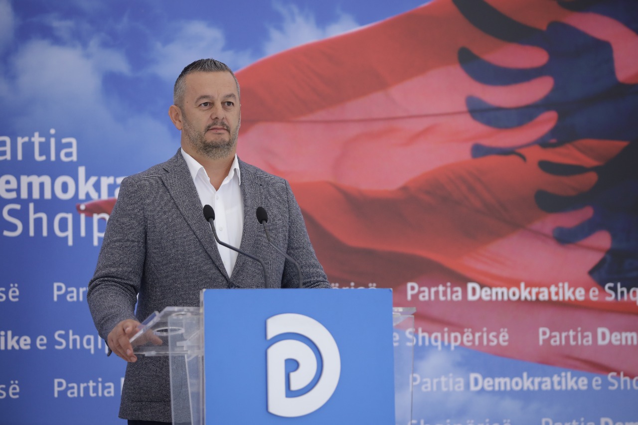 “Prokurimi i tynelit të Llogarasë, fiton kompania me 12 milionë dollarë më shtrenjtë se ofertat e tjera”