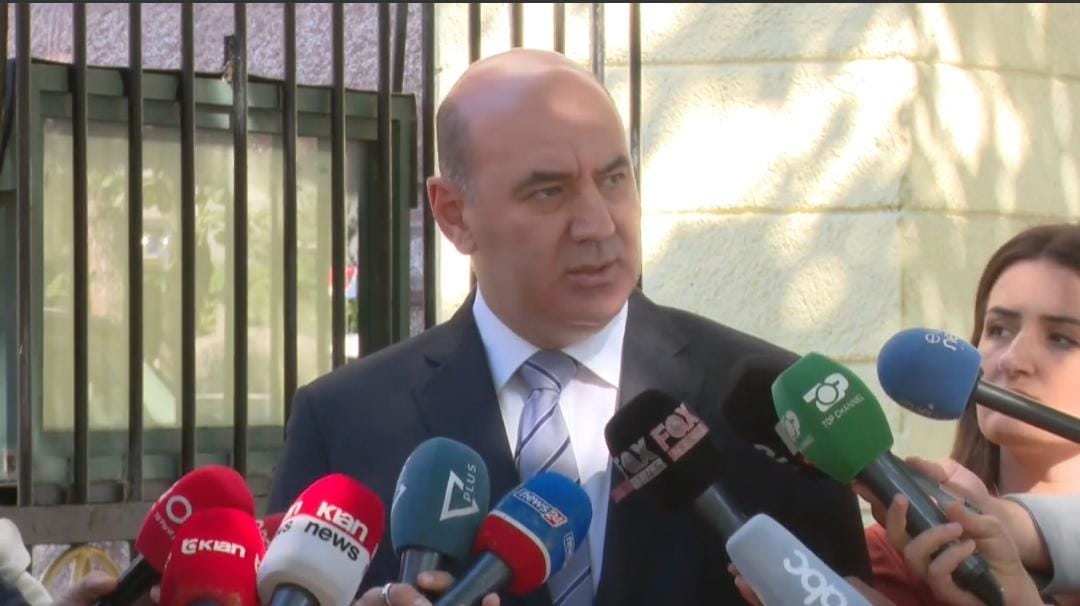 Vendimi i PS për mosngritjen e komisionit hetimor “Becchetti” antikushtetues. Alfred Rushaj: E turpshme!