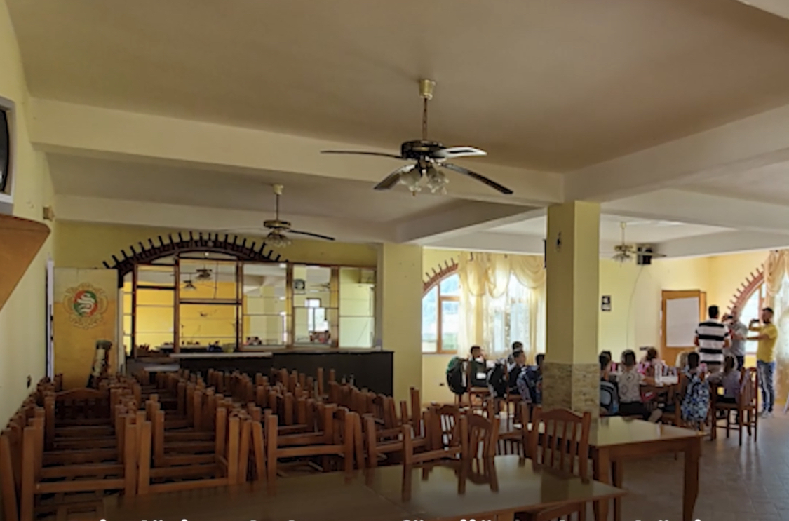 Ina Zhupa nxjerr videon pergenjeshtruese per Ministren e Arsimit: Mesimi ne lokal nuk eshte montazh