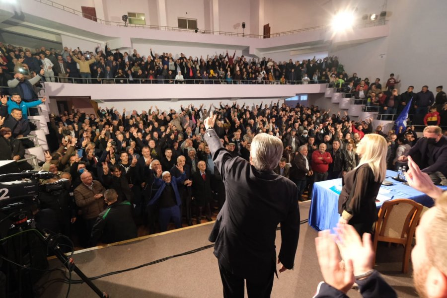 Berisha: Kanë marrë peng Bashën, jo demokratët. Do ketë votim e zgjedhje në parti