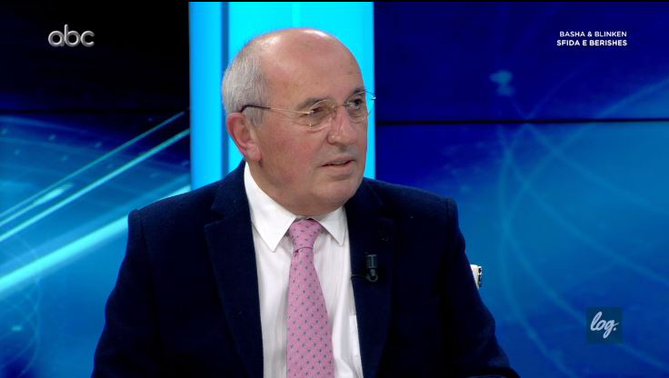 Besnik Mustafaj: Beteja mes Berishës dhe Bashës mund të përfundojë në gjykatë