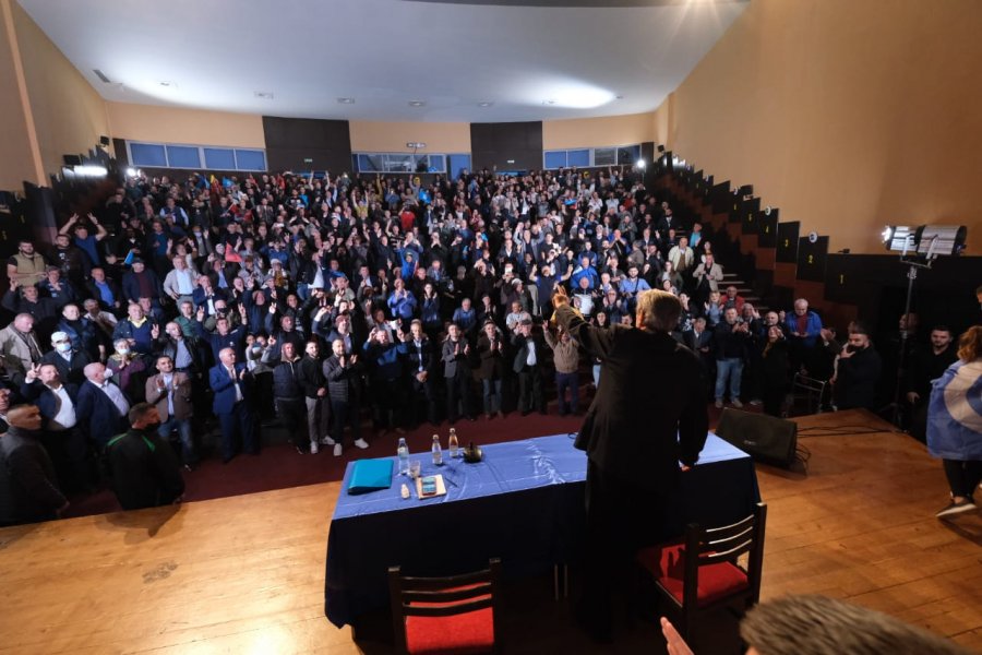 Berisha deklaron: Do jem në garë për kryetar të PD pas largimit të Bashës