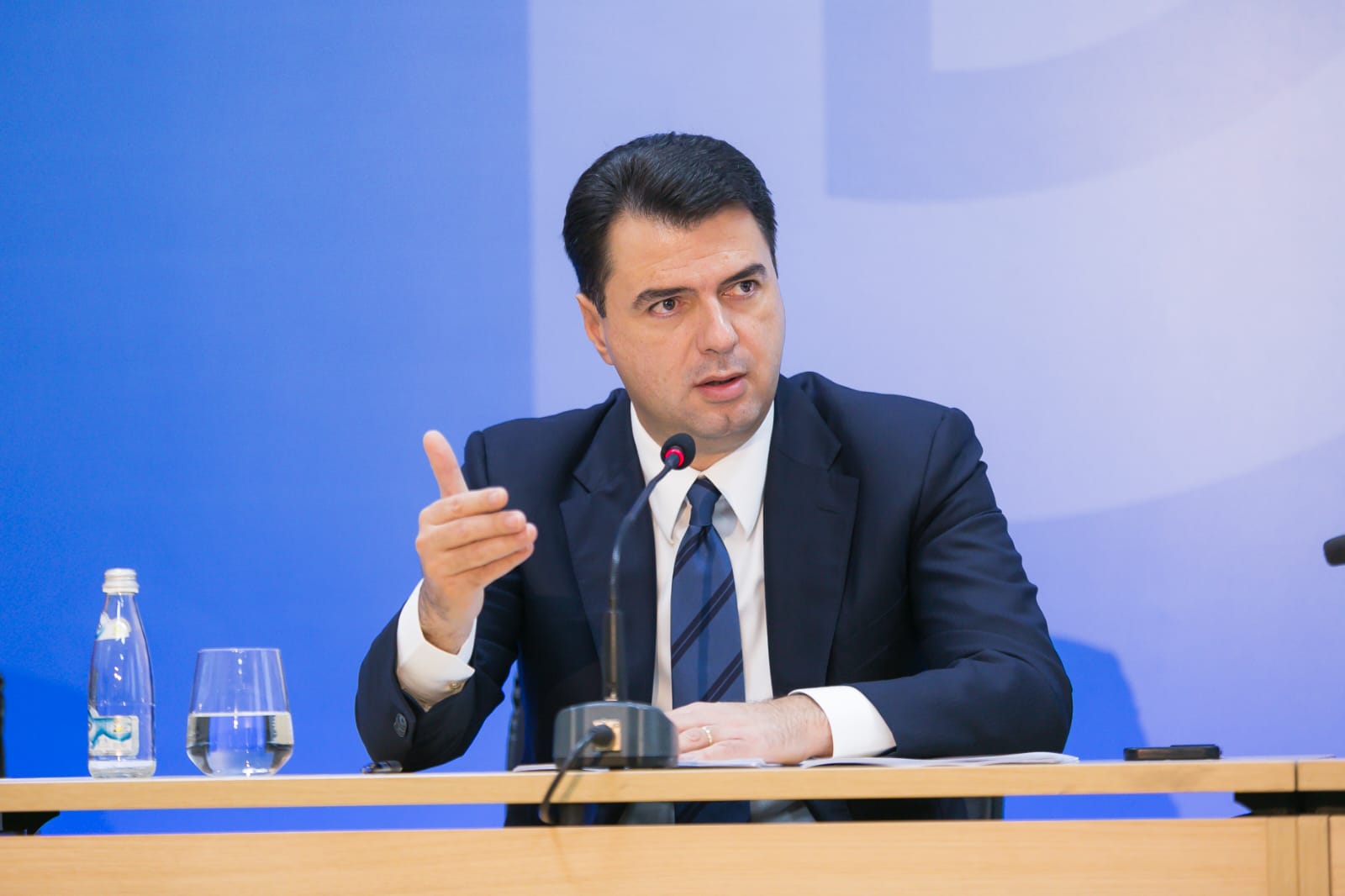 Basha pyetet nëse do të japë dorëheqjen, kjo ishte përgjigja e kryetarit të PD