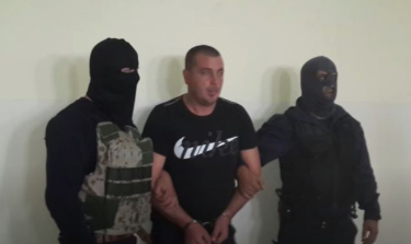 Pronari i lokalit që shpërtheu në Shosh sulmoi policinë me armë në 2015