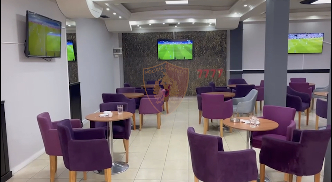 Tiranë, policia prangos 5 persona në një lokal, nën hetim edhe 6 të tjerë