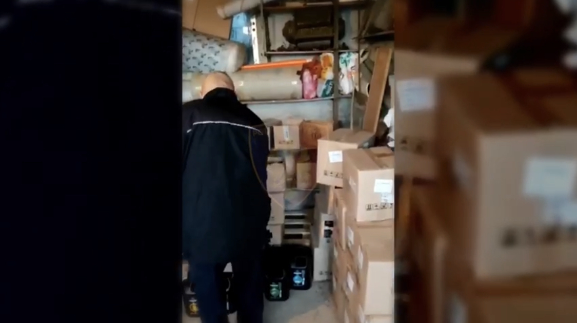 GJIROKASTËR/ Kapen mallra kontrabandë në garazhin e shtëpisë, një ditë më parë u arrestua