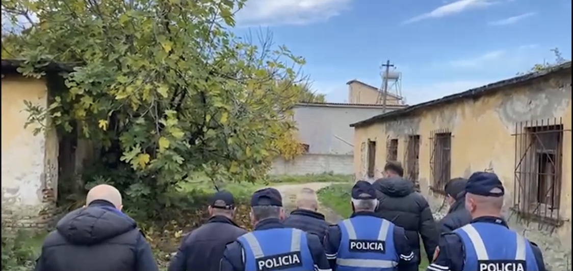 EMRI/ Kapet nga policia 7 vjet pas krimit, vrau në Rinas
