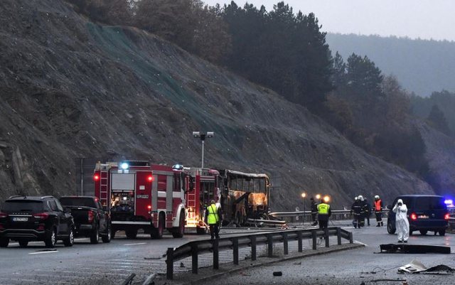 DETAJET/ Aksion surprizë i policisë në magazina informale të veshjeve, 6 në pranga, 5 magazina me shirit