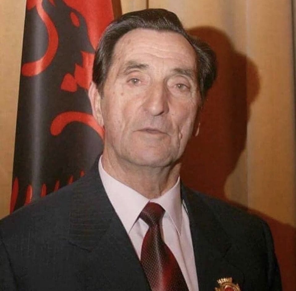 MUJO BUÇPAPAJ/ In memoriam për Ali Mulën