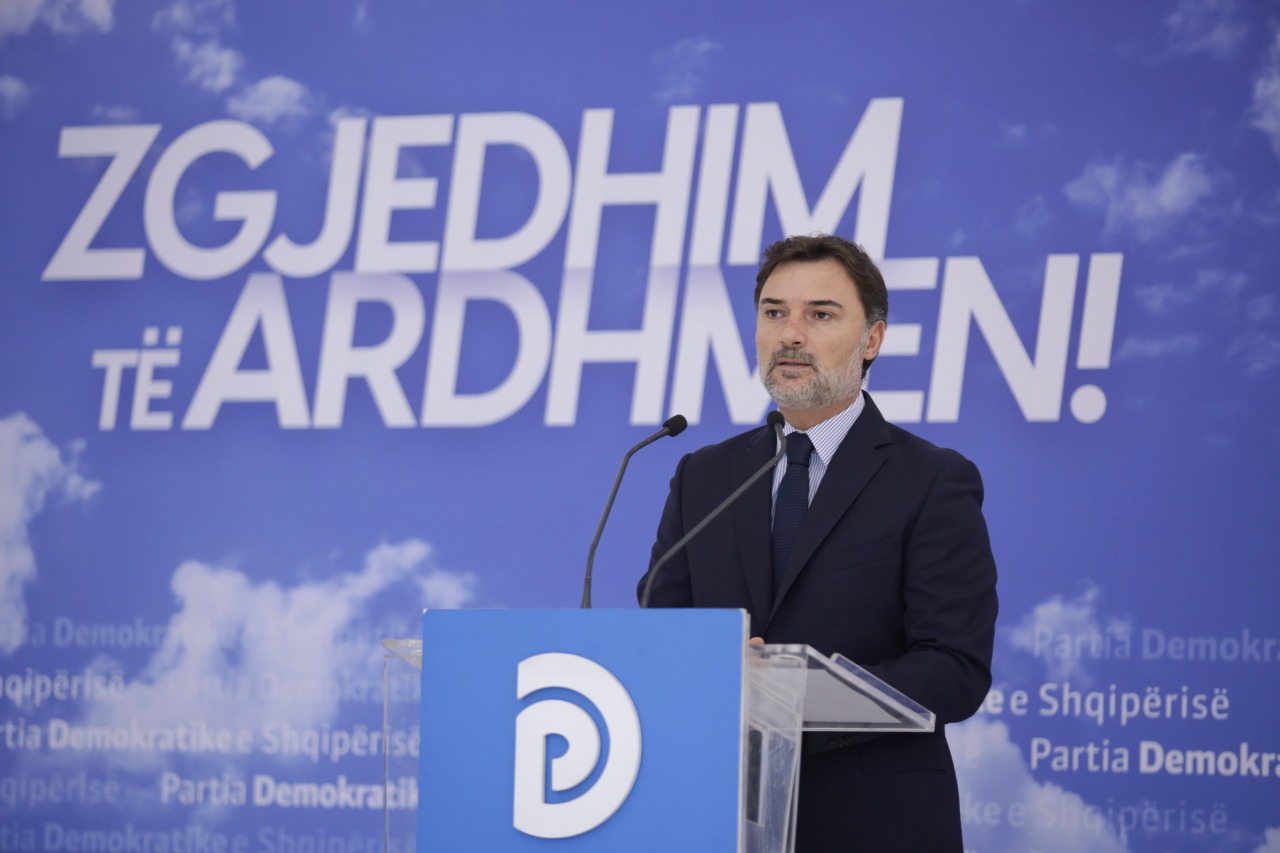 Skandali i pagave, reagon PD/Alibeaj: Është faqja tjetër e medaljes të skandalit të pandëshkuar të patronazhistëve