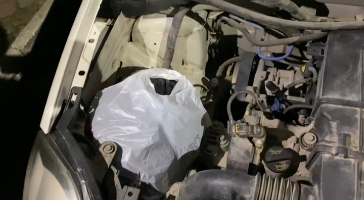 KORÇË/ I zënë me kanabis në makinë, lëviznin dy makina, njëra kontrollonte rrugën