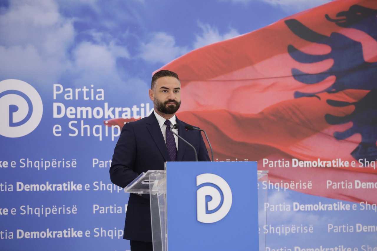 Afera me tokat në bregdetin e Jalës, PD: Legalizim, hipotekim për 24 orë. Cili ështe roli i Gjiknurit në aferë?