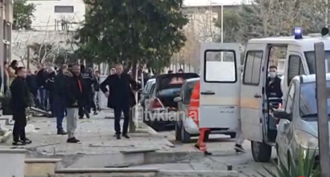 Atentati ndaj Sadedinit në Vlorë, çfarë ndodhi në 2017 në lokalin dhe makinën e tij