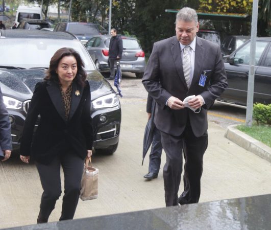 Escobar pas takimit me Bashën në PD: Pres ta takoj sa më shpejt në Uashington