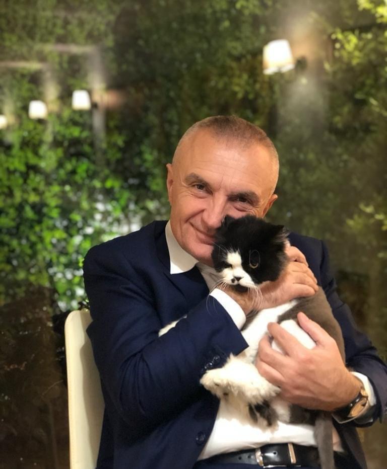 Reagon Presidenti pas vendimit të Kushtetueses, çfarë shkruan zëdhënësi