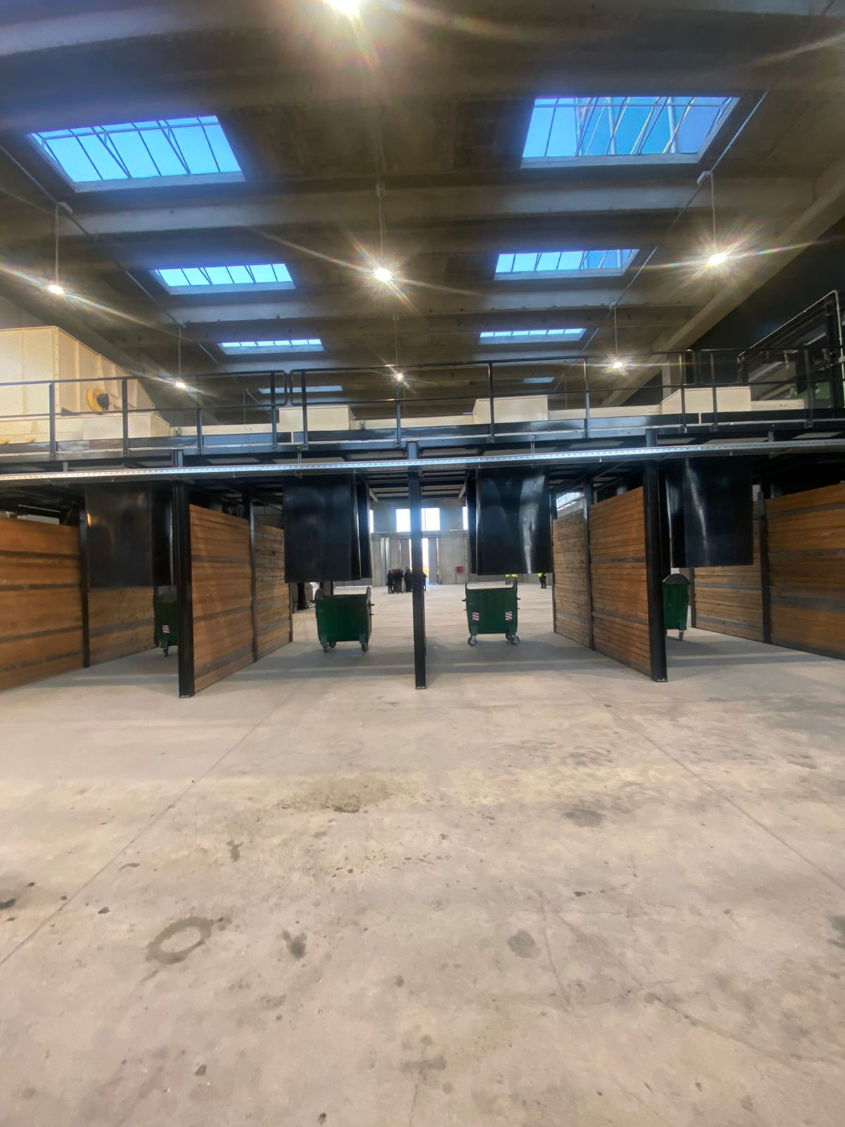 Pamjet, duhej të niste nga puna 3 vite më parë, asnjë mbetje nuk është djegur, por ka marrë miliona euro