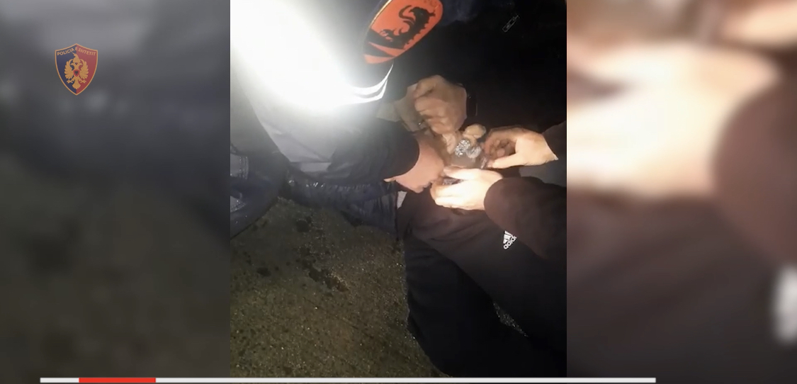 GJIROKASTËR/ Dyqan tabacco por shiste jeshile, 2 në pranga