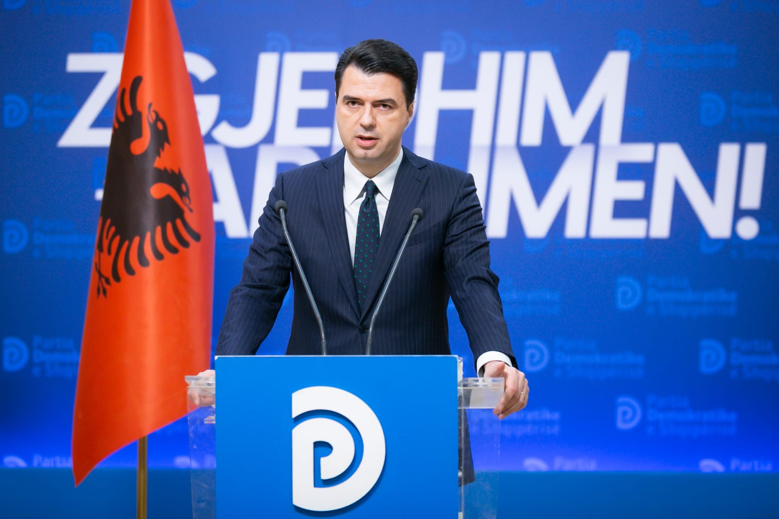 “Qeveria shqiptare të bëjë transparencë mbi gjendjen e rezervave të shtetit”