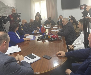 Kryetari i bashkisë së Pukës: Kolegë të mi hanë e pinë me trafikantët e drogës