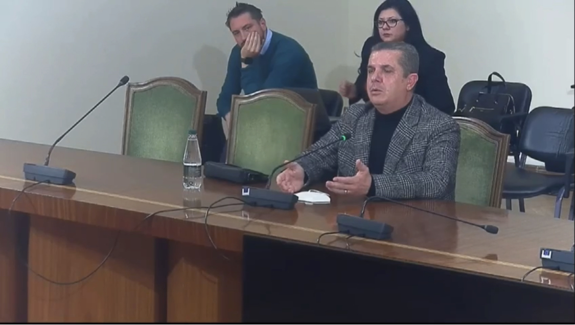 Dëshmia e administratorit të inceneratorit të Fierit, ja ku shkon paga në emrin e tij