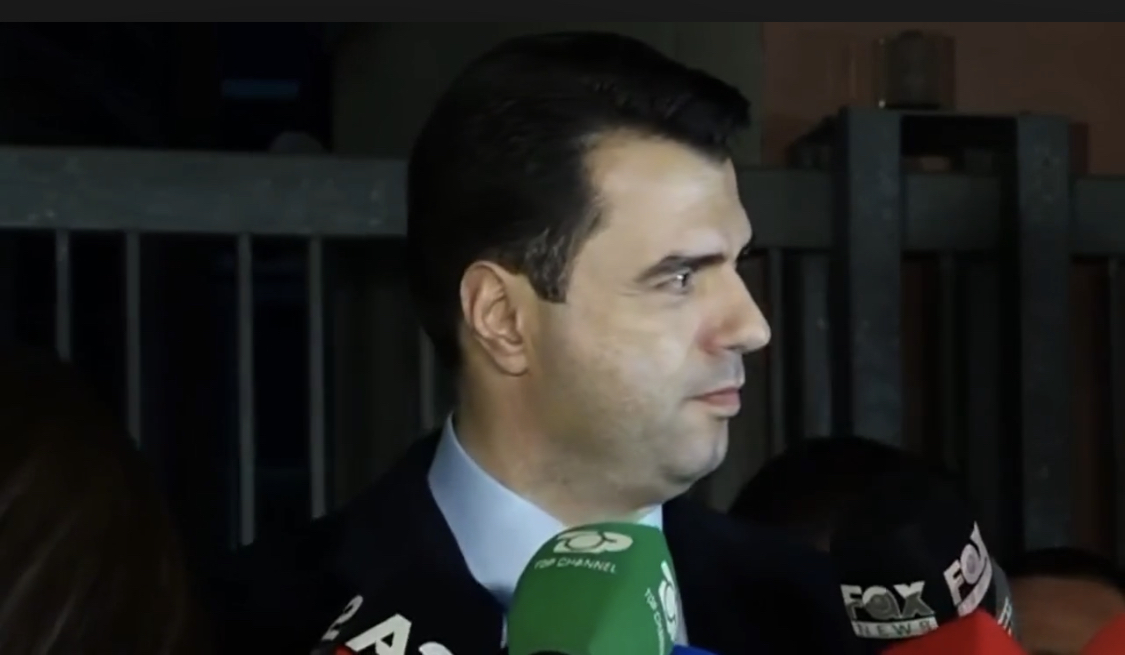 Basha mbaron seancën e pyetjeve me prokurorët belgë, tregon se çfarë dëshmoi