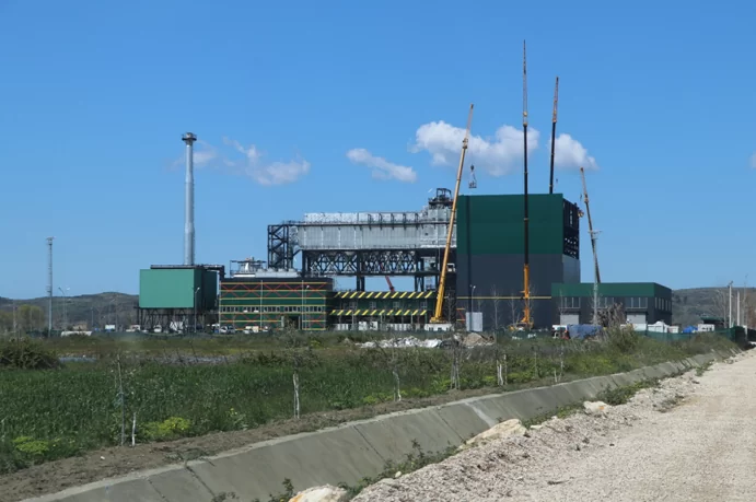 Skandali i inceneratorit të Fierit, si ndryshoi 3 herë vendndodhje dhe në fund u shpronësua privati nga OST?!!